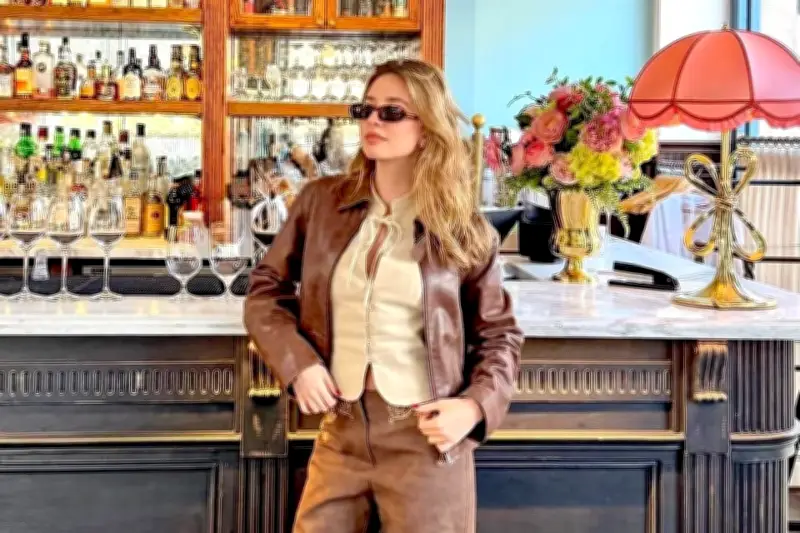 Mujeres Mexicanas Brillan en Vacaciones: De Rodeos a Gala Benéfica