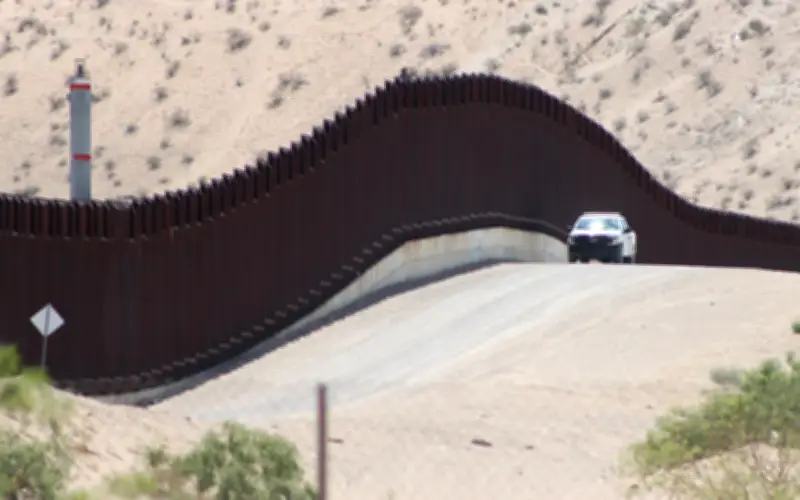 México y EU acuerdan modernizar cruces fronterizos y reforzar seguridad bilateral