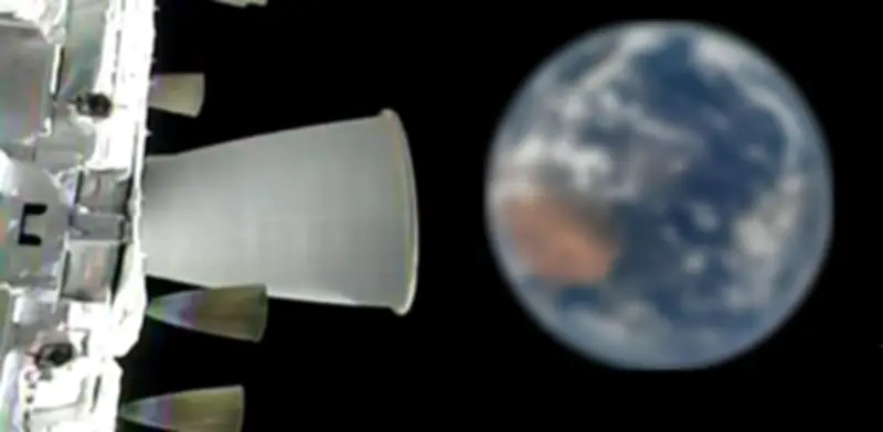 NASA publica comparativa histórica: La Tierra vista desde el Apolo 17 y Artemis II