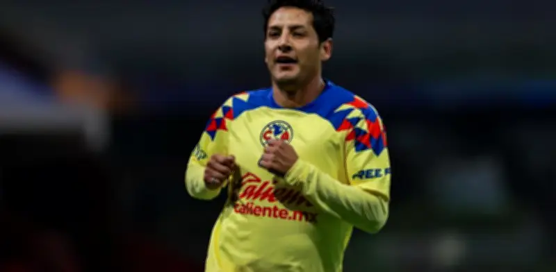 Ángel Reyna 'destroza' a Álvaro Fidalgo: 'No hace diferencia en la Selección Mexicana'