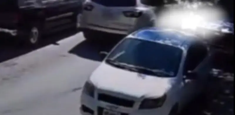 Niña de 3 años atropellada al cruzar calle corriendo en Juárez, Nuevo León