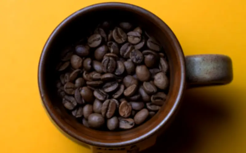 No Deseches el Café Usado: Descubre el Poder del Bicarbonato para Limpiar