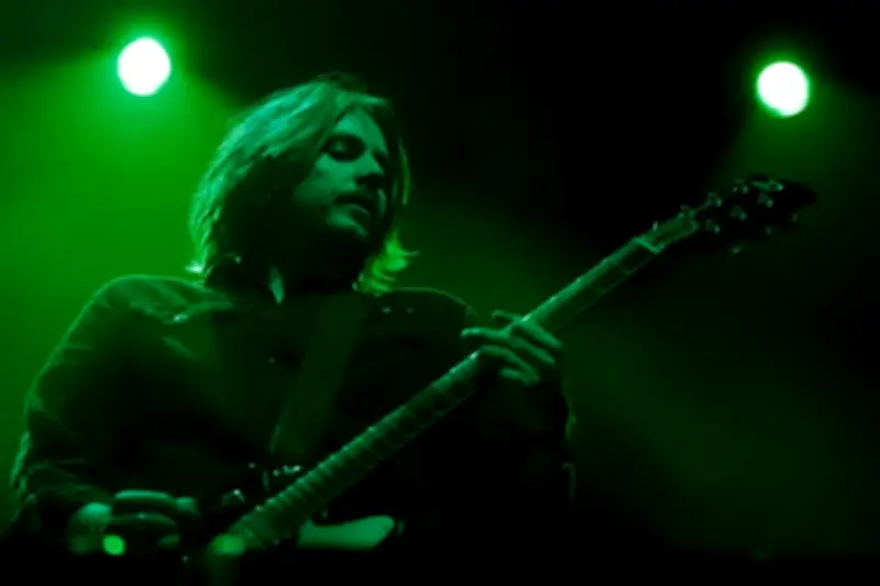 Nothing But Thieves conquista el corazón de México con su gira y música