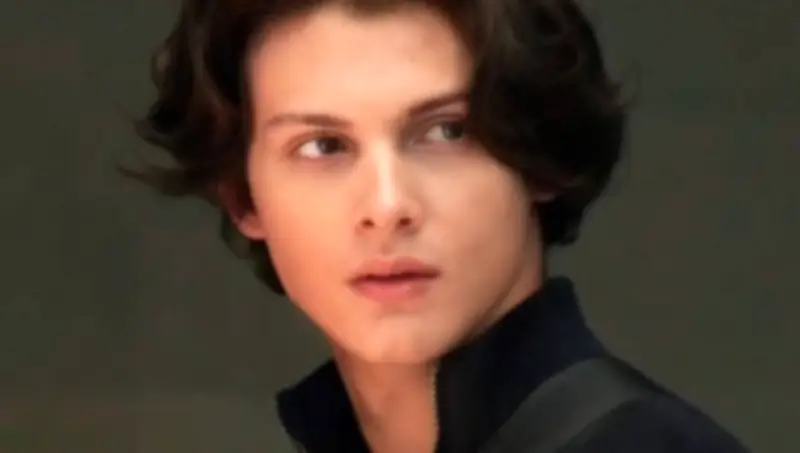 Nuevas fotos de Miguel Gallego Arámbula generan polémica en redes sociales