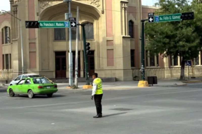 Nuevo apagón afecta al centro de Monterrey