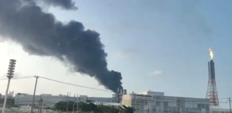 Nuevo incendio en refinería Dos Bocas de Pemex: Emergencia en Tabasco