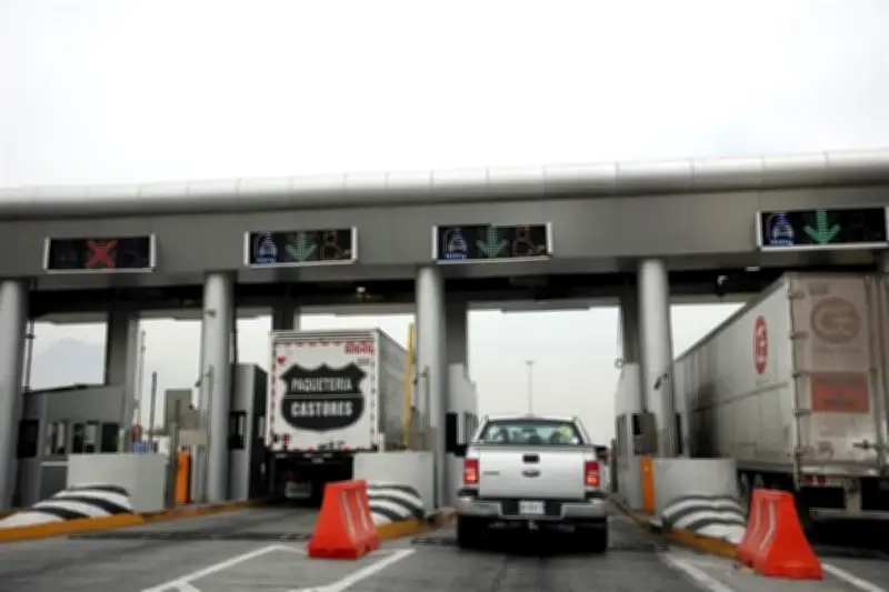 Nuevo León registra carreteras libres tras amenazas de bloqueos por grupos criminales