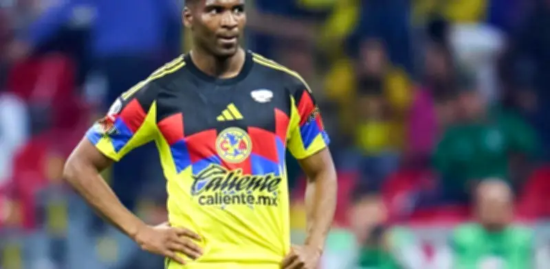 Pantera Zúñiga protagoniza falla histórica en Liga MX y es blanco de burlas en vivo