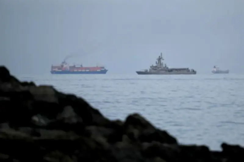 Países discuten plan estratégico para liberar el Estrecho de Ormuz de amenazas