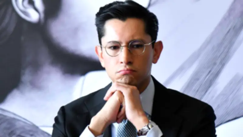 Patrimonio y Deudas: La Declaración Financiera del Canciller Roberto Velasco