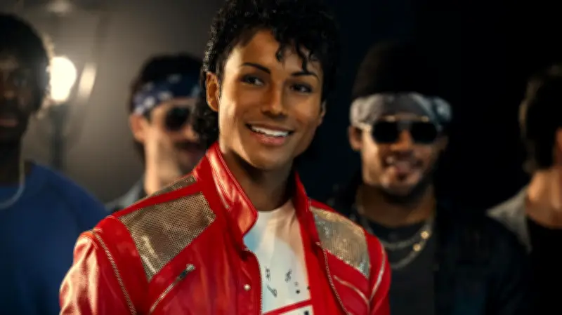 Película de Michael Jackson rompe récord de taquilla para biopic