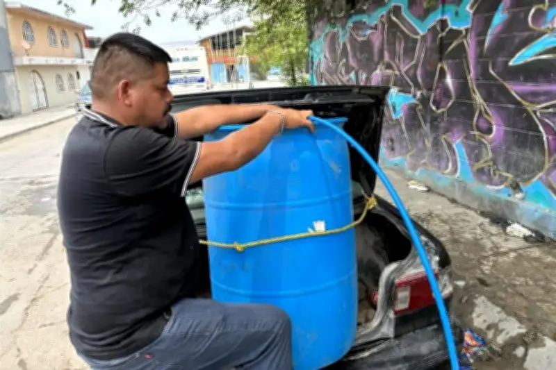 Persiste falta de agua en el norponiente de la ciudad
