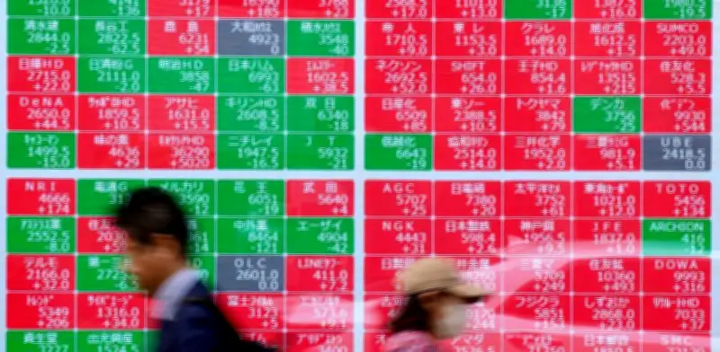 Petróleo se desploma tras anuncio de reapertura del Estrecho de Ormuz por Irán