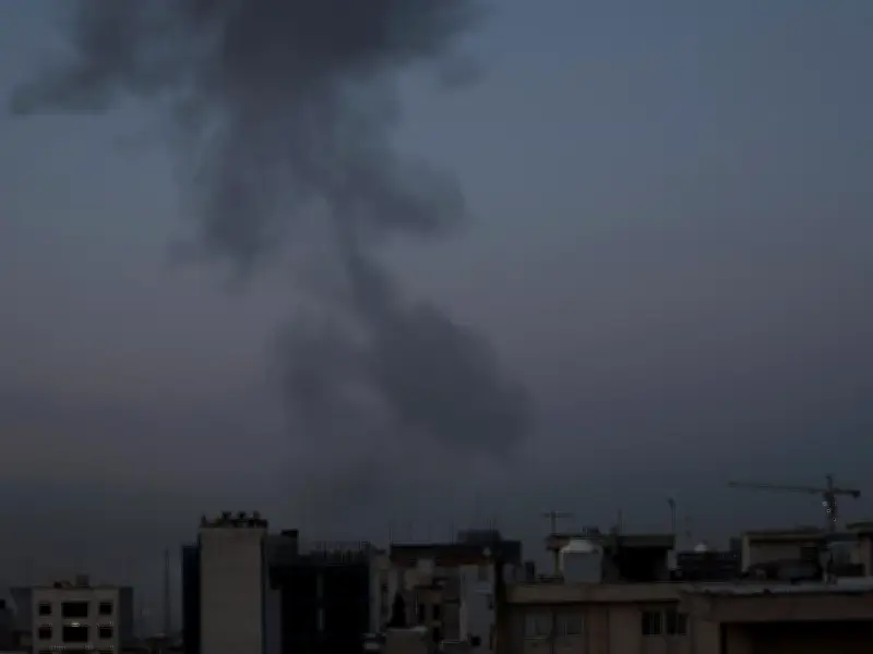 Petróleo WTI cae ante expectativas de alto al fuego en conflicto entre Estados Unidos, Israel e Irán