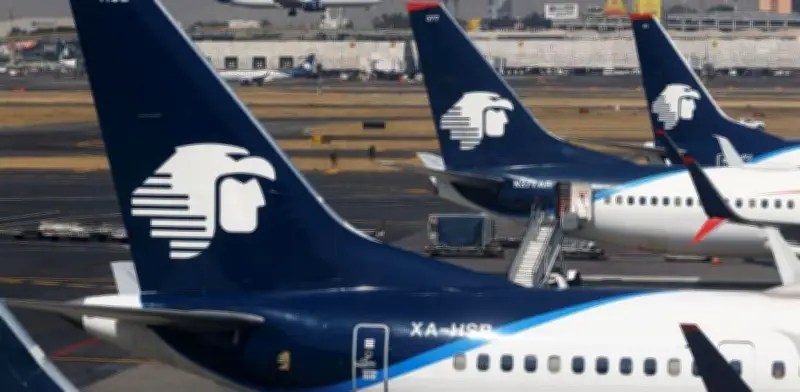 Pilotos de ASPA Fracasan en su Campaña contra Viva y Volaris: Estrategia Sindical en Tela de Juicio