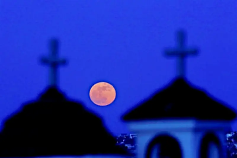 ¿Por qué cambia la fecha de Semana Santa cada año? Explicación del calendario lunar