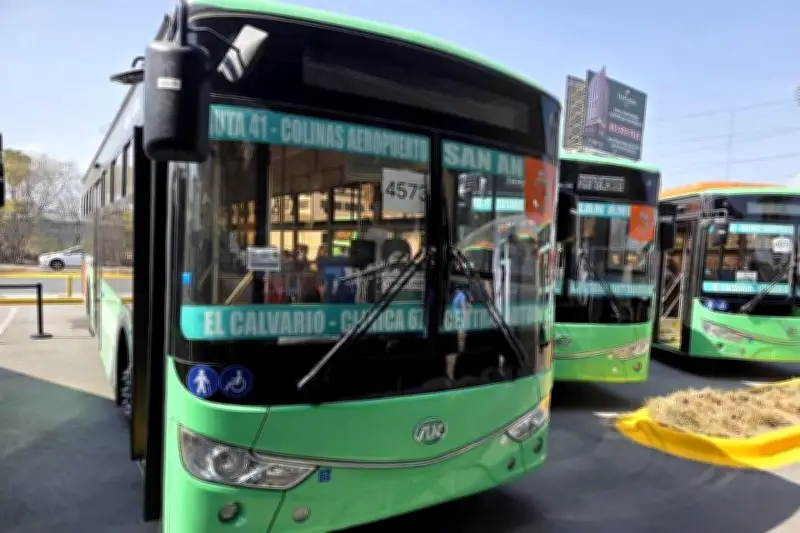 Presumen 28 camiones para 106 mil habitantes en Nuevo León