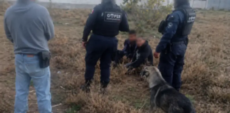 Presuntos asaltantes lloran al ser rescatados de linchamiento en Tlaxcala