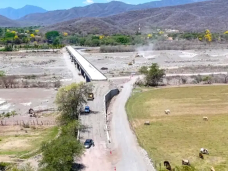 Puente El Chical en Colima se inaugura cuatro meses antes de lo previsto