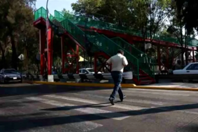 Puente rehabilitado en Venustiano Carranza sigue siendo inaccesible para vecinos