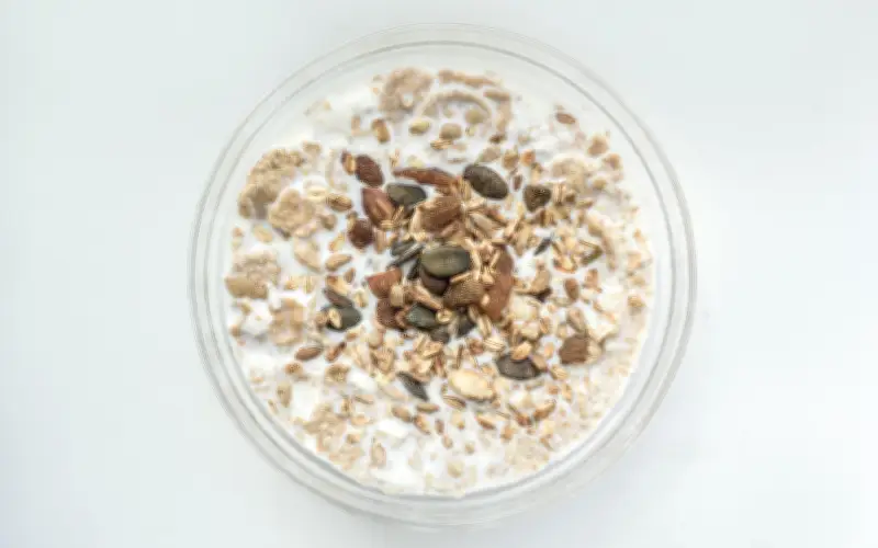 ¿Qué tan saludable es comer avena? Descubre sus beneficios para transformar tus mañanas