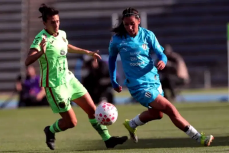 Rayadas del Monterrey Empatan en la Frontera en Partido Apretado de la Liga MX Femenil