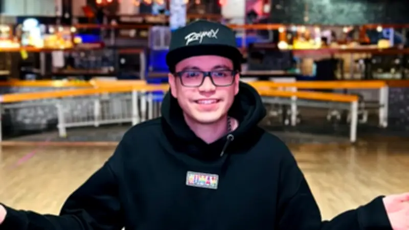 Raymix es asaltado durante concierto en Puebla: roban honorarios de colaborador