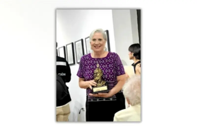 Reconocen labor de maestros por la niñez en México, destacando su impacto educativo