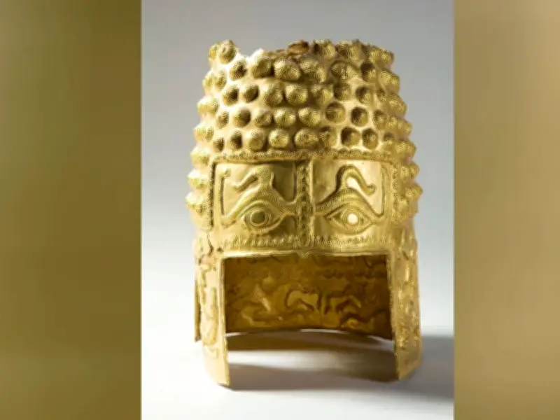 Recuperan en Países Bajos el histórico Casco Dorado de Cotofenesti robado