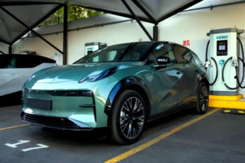 Red de recarga pública para autos eléctricos crece un 25% en México