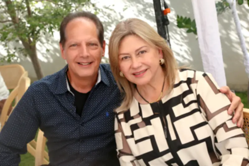 Reencuentro Prieto Vergara: 55 Años de Amistad Celebrados en Valle Real