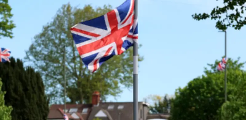 Reino Unido expulsa a diplomático ruso por represalias de espionaje