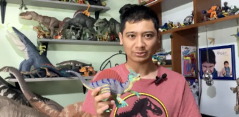 René, el creador autista detrás de El Compasaurio en YouTube