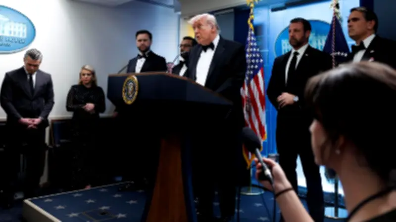 Revelan arsenal del tirador que desató evacuación de Trump: un lobo solitario