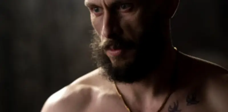 Richard Gadd gana 23 kilos para interpretar a un hombre tóxico en nueva serie