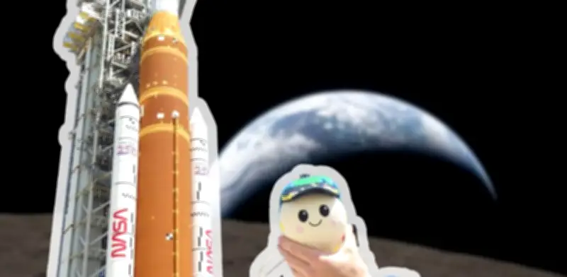 Rise, la mascota lunar de Artemis II, regresa a salvo a la Tierra tras histórico viaje