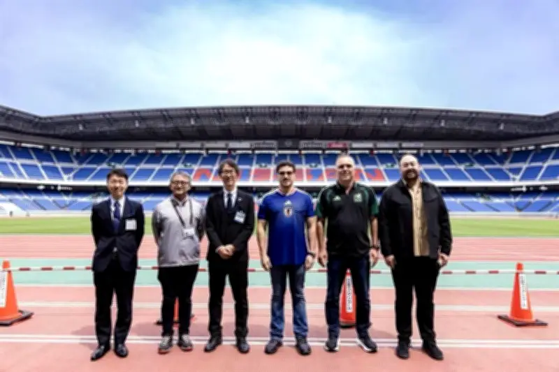 Samuel García Inicia Gira Asiática con Visita a Estadios de Fútbol