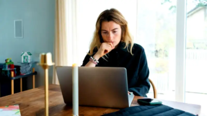 SAT aclara cuándo necesitas e.firma para declaración anual 2025 por saldo a favor