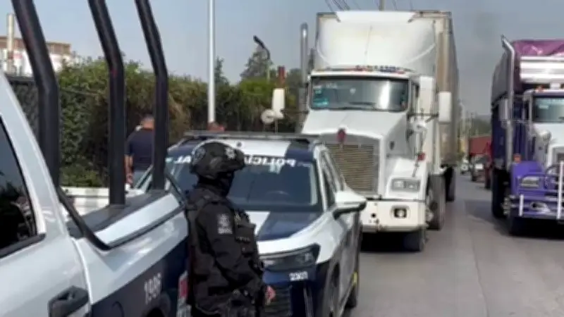 Secuestran a trailero en la México-Puebla: violencia persigue a transportistas en carreteras peligrosas