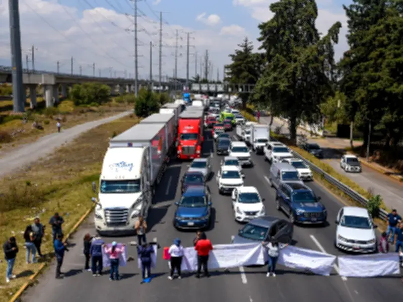 Semana Santa: Tráfico Intenso y Cierre en Autopista México-Puebla por Accidente