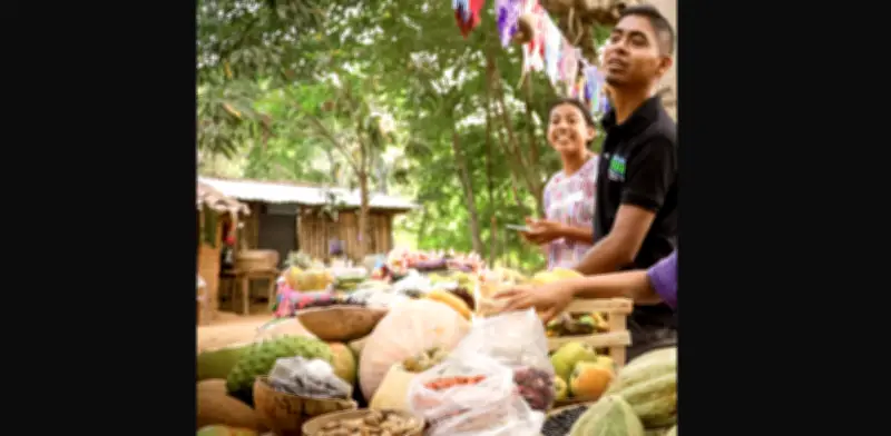 Sembrando Vida impulsa 3,880 tianguis campesinos y 50 puntos de venta en México