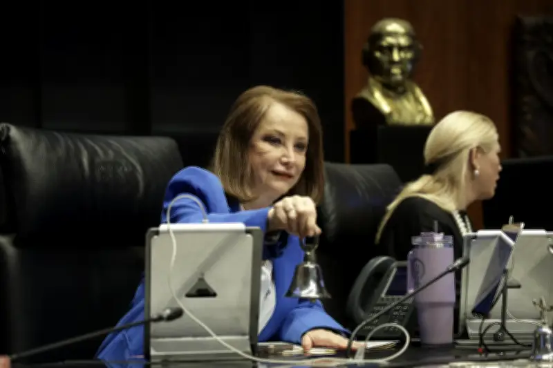 Senado discute reforma constitucional para crear Ley General contra el Feminicidio