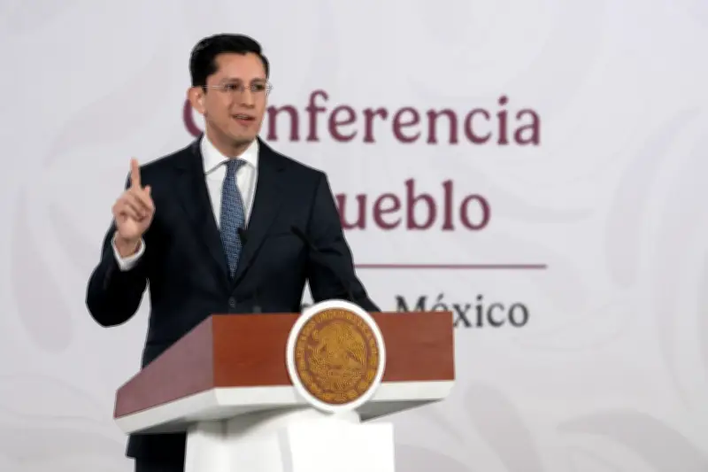 Senado recibe nominación de Roberto Velasco para Cancillería; ratificación prevista