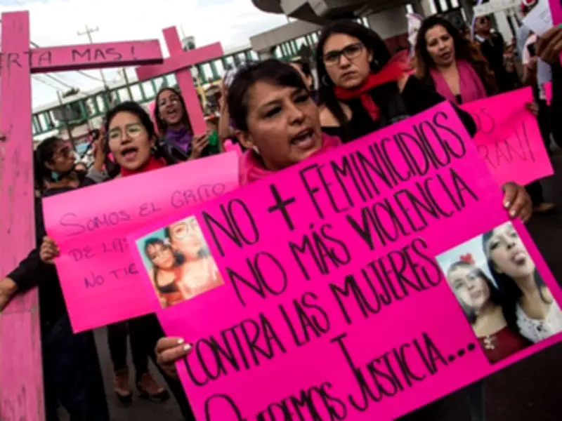 Senado valida reforma constitucional contra feminicidios