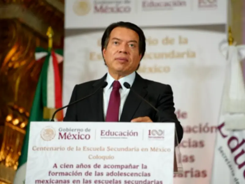 SEP consolida secundaria como formación integral a 100 años