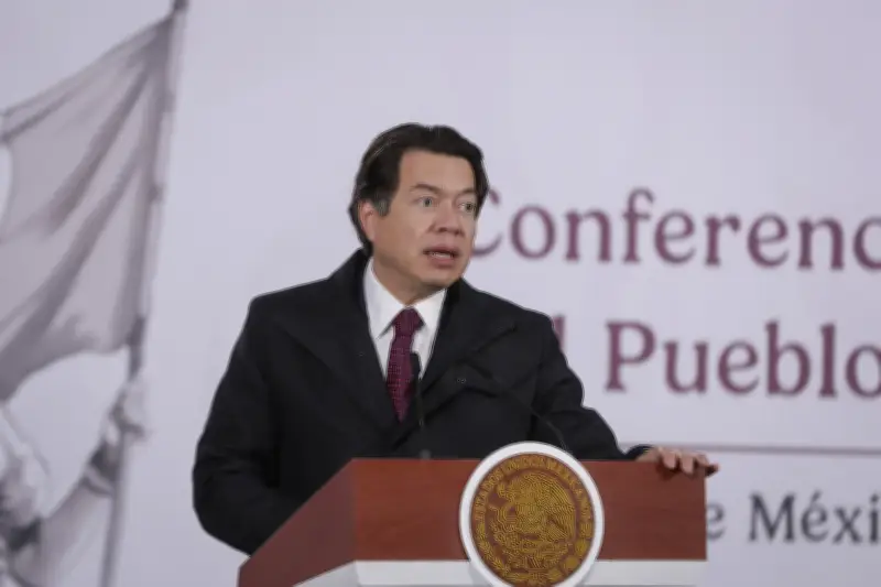 SEP emite cédulas temporales a médicos extranjeros para el Mundial de Fútbol 2026