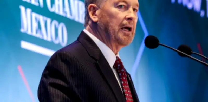 Sheinbaum acusa al embajador de EU de actitud injerencista