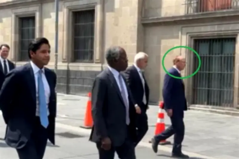 Sheinbaum se reúne por tercera vez con Larry Fink, CEO de BlackRock