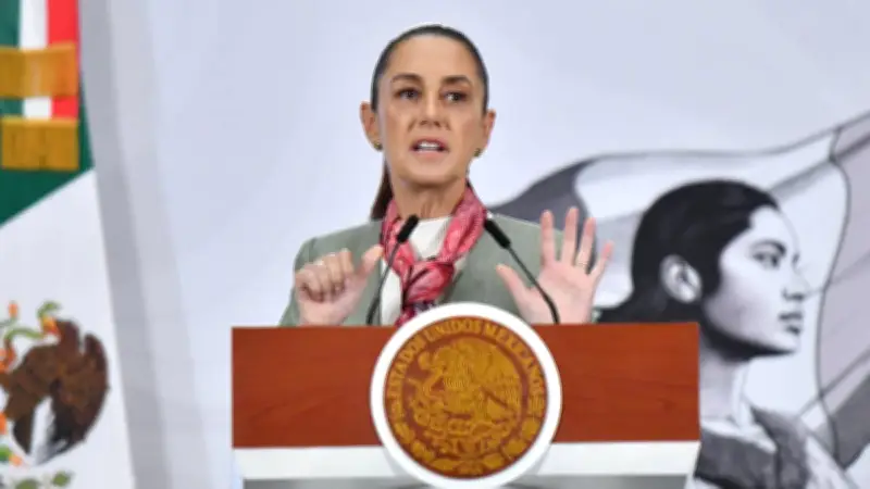 Sheinbaum señala al coque como posible causa del incendio en Dos Bocas