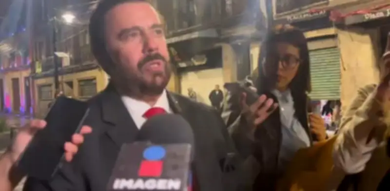 Sheinbaum y gasolineros pactan mantener precio del diésel en $28 por una semana